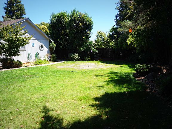 3rd image of 1454 Portofino Dr