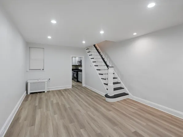 2828 Winton St, Philadelphia, PA 19145