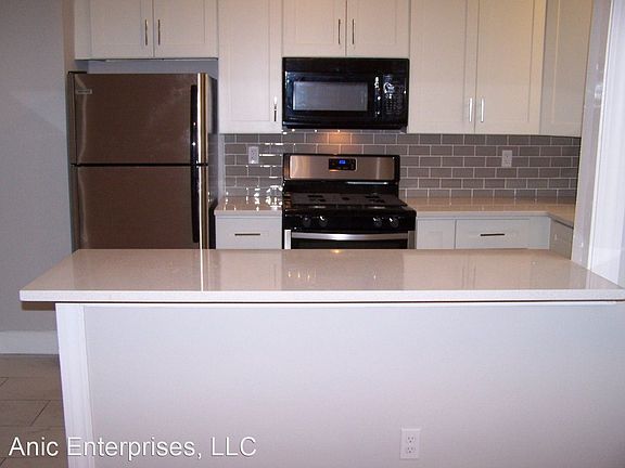 5th image of 6202 Nottingham Ave APT 2B