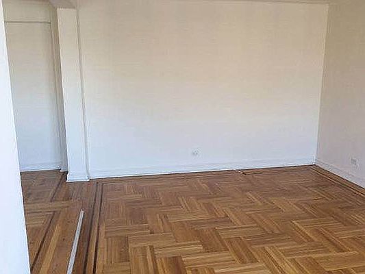 3rd image of 7001 113th St APT 6E