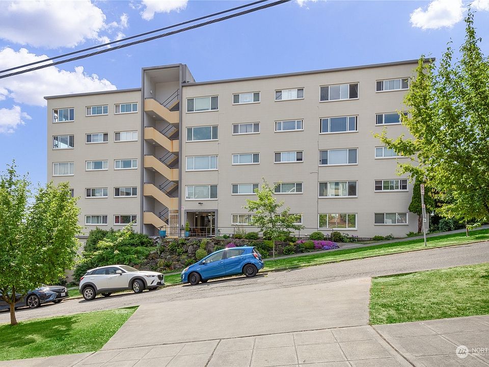 1st image of 919 2nd Avenue W #404