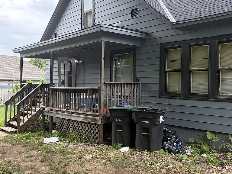 2718 N 65th Ave #MAIN — Photo 2