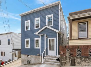 182 Cottage Ln, Cliffside Park, NJ 07010