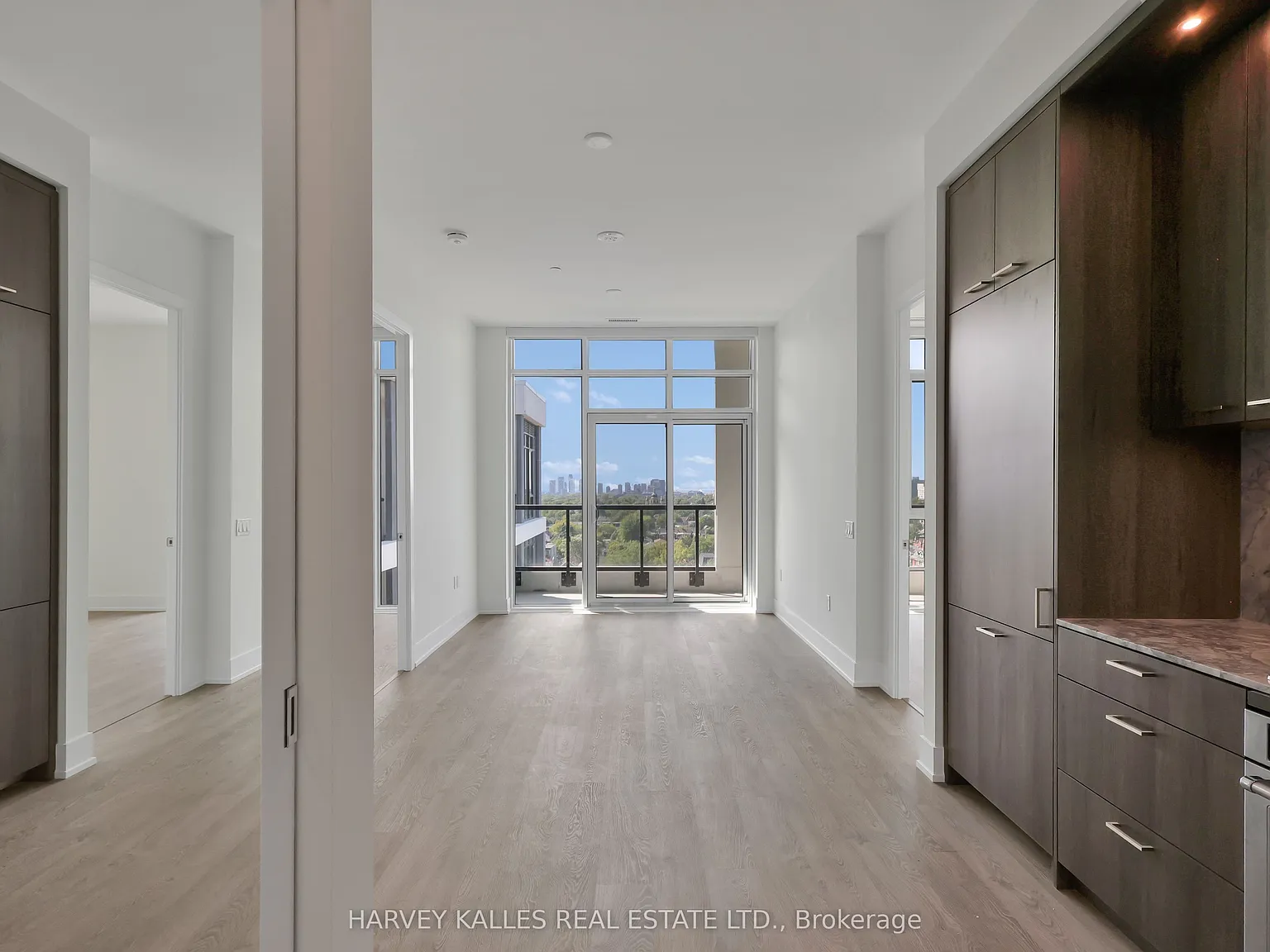 The Dupont Condos — Photo 4