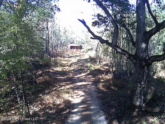 2nd image of 1010 Hubbard Rd