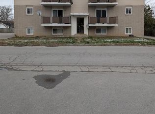 157 Stanley St #4, Quinte West, ON K8V 6B3