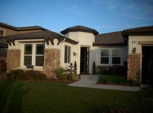 3094 N Douglas Ave, Fresno, CA