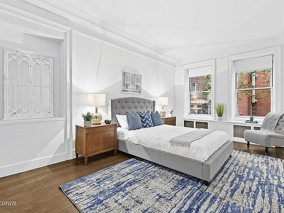 4th image of 1004 Lexington Ave #2C