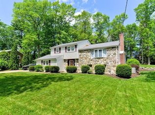 29 Eaton Rd, Framingham, MA 01701