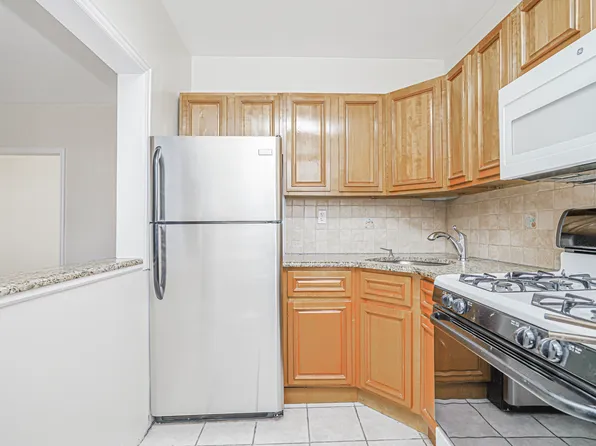 599 18th Street image 40 of 44