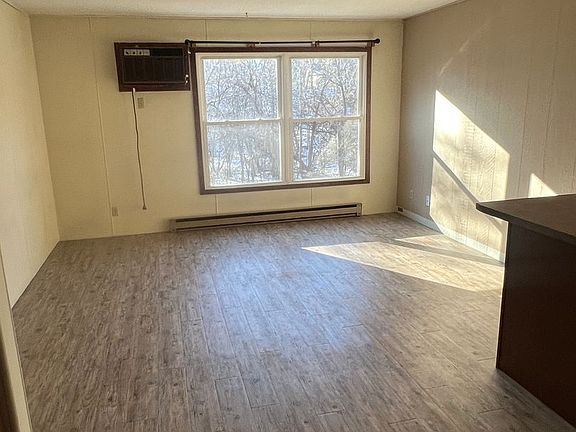 5th image of 1703 S Broadway St #120