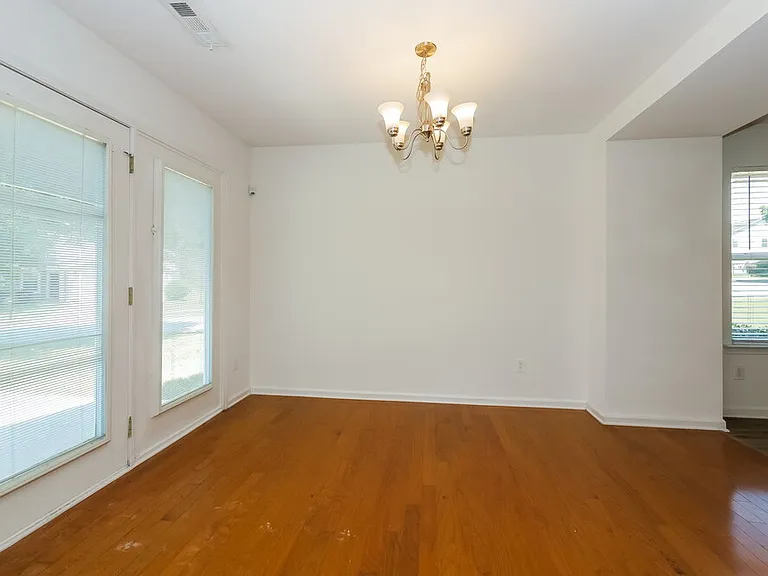 154 Paxton Pl — Photo 8