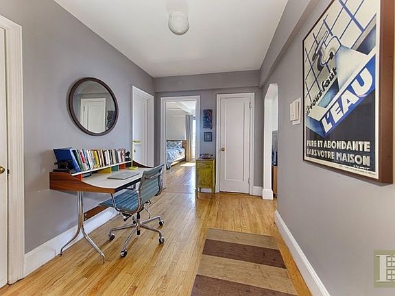 3rd image of 200 E 16th St APT 17F