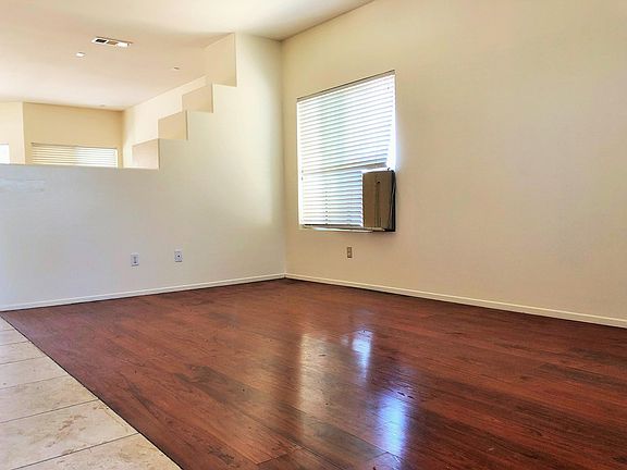 2nd image of 13488 Foxborough Way