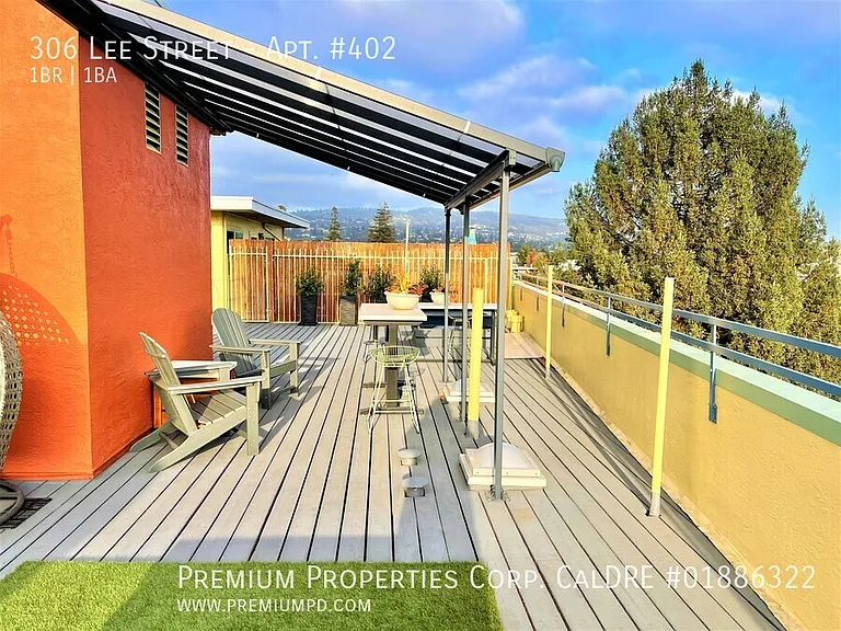Bel Aire Apartments — Photo 15