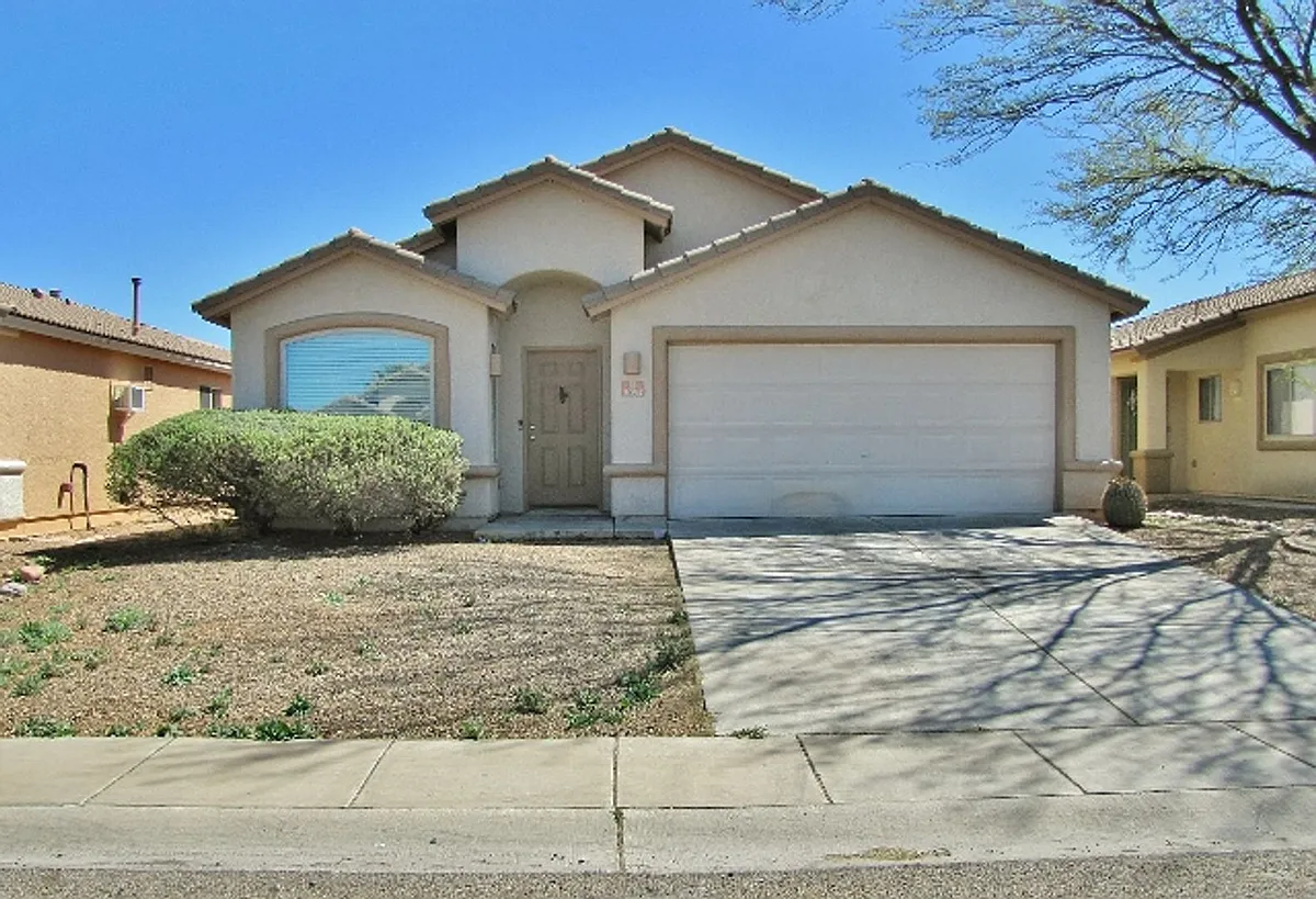 Building Photo - 3054 Copper Pointe Dr