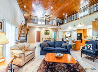6300 Hickory Forrest Dr, Seguin, TX 78155