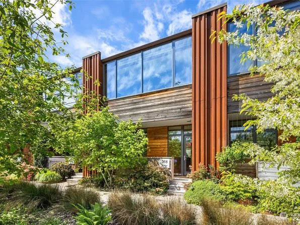 368 Wills Lane NW, Bainbridge Island, WA 98110