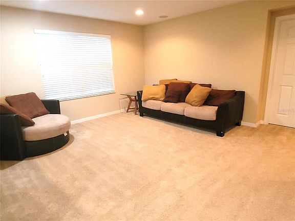 5th image of 11542 Acosta Ave