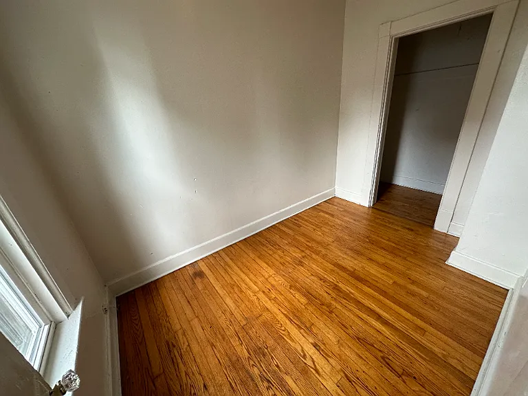 1312B Maryland Ave — Photo 3