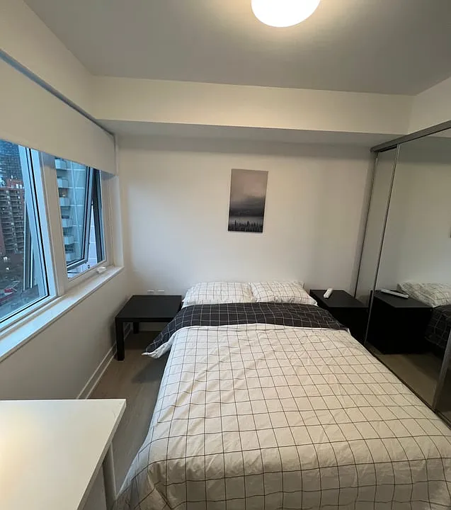 44 Lillian St #1502A