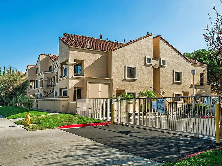 3925 Nobel Dr #31 — Photo 24