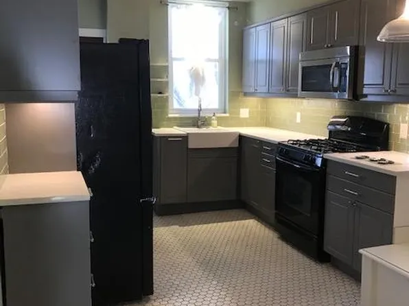 833 Powers St, Baltimore, MD 21211