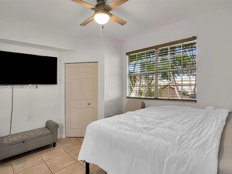 850 Sorrento Dr — Photo 19