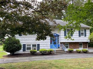 224 Strawtown Rd, New City, NY 10956