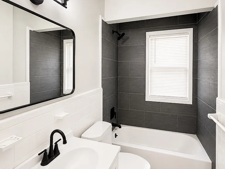 8881 Greenview Ave — Photo 11