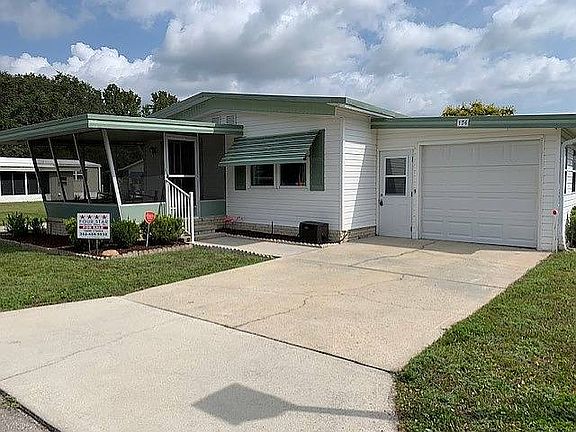 2nd image of 174 Camellia Dr