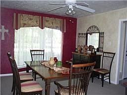 2nd image of 3015 Jenny Dr