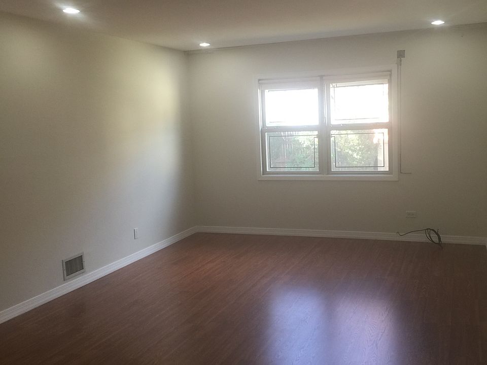 1st image of 2616 E 65th St
