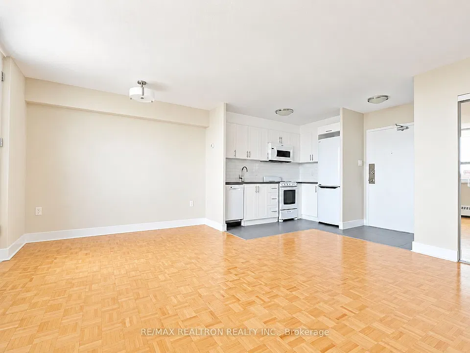 1500 Bathurst St #1004