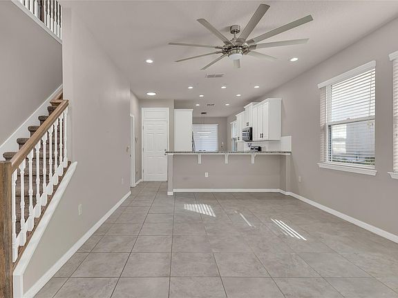 5th image of 2656 Amati Drive #2656