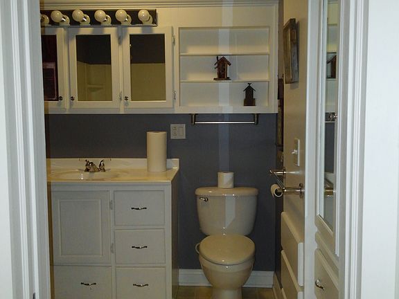 downstairs bathroom 