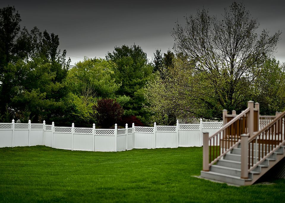2nd image of 7 Dutchess Ln