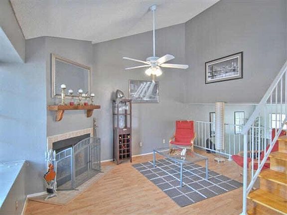 4th image of 921 W University Dr Unit 1194