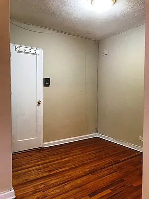 Rented by Prime Realty | media 26