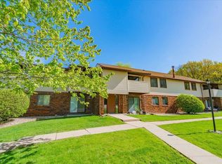 841 N Gammon Rd APT F, Madison, WI 53717