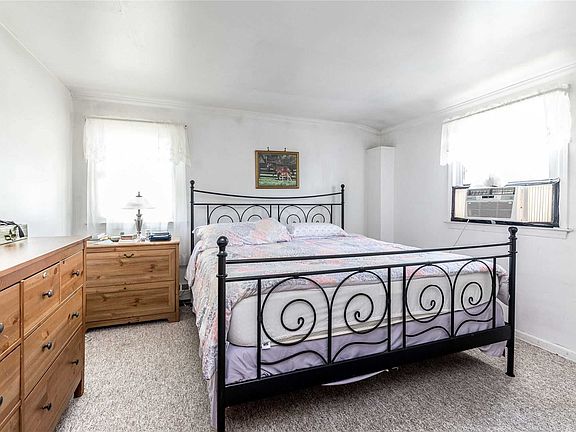 5th image of 180 Emporia Ave