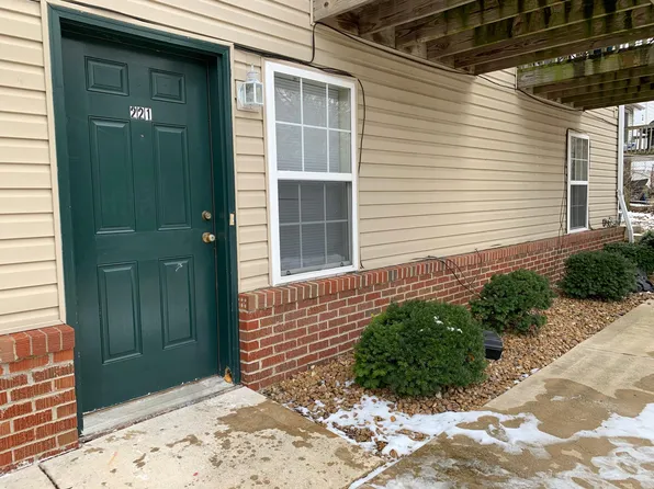 221 Central Ave, Collinsville, IL 62234