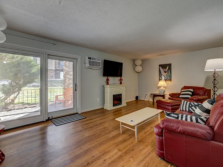 4440 S Poplar St #104 — Photo 7