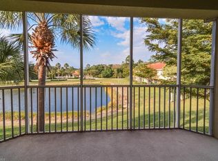 5560 Berkshire Dr APT 203, Fort Myers, FL 33912