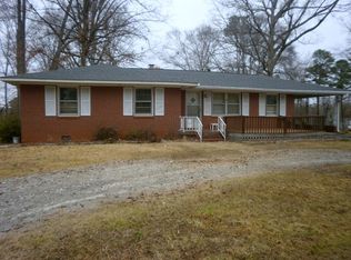 132 Kathwood Dr, Greenwood, SC 29649