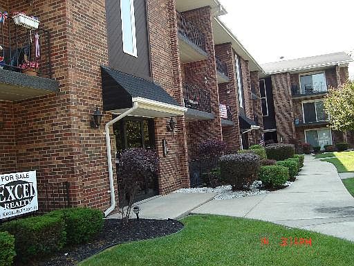 1st image of 13050 S Marquette Ave APT 1F