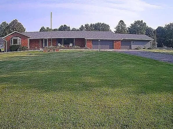 427 Mill Rd, Burlington, IN 46915