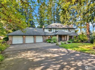 23320 SE 219th St, Maple Valley, WA 98038