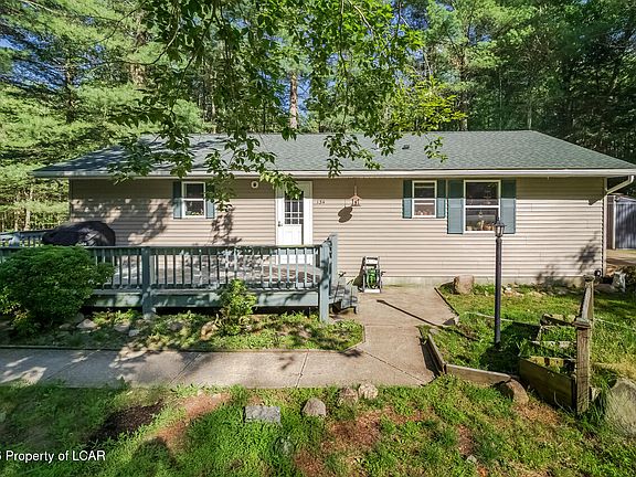 4th image of 134 Magnolia Dr