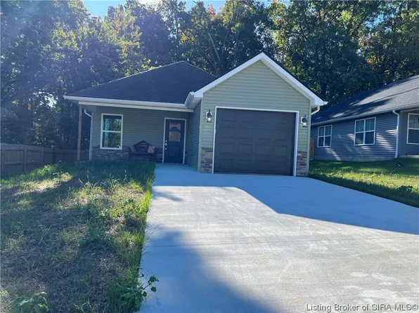 330 Vest Road, Henryville, IN 47126